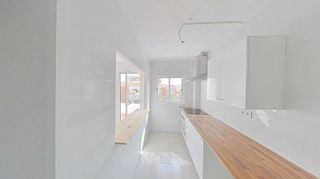 Piso en venta en Ciutat Fallera en Valencia