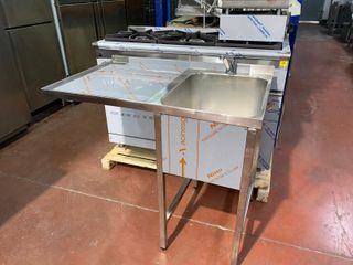 Fregadero industrial de gran capacidad