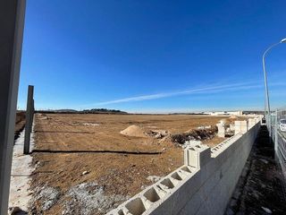 Terreno en alquiler en Loeches