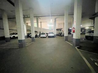 Garaje en venta en Centre - Cordelles en Cerdanyola del Vallès