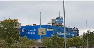 Local comercial en alquiler en Sant Adrià de Besos