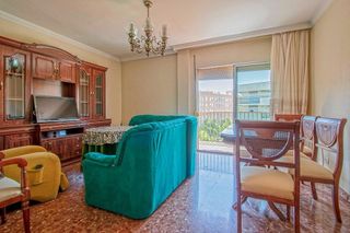 Piso en venta en San Julián en Sevilla