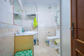 Piso en venta en San Julián en Sevilla