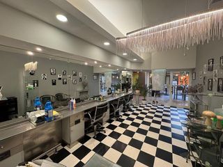 Local comercial en venta en Cuatro Caminos - Plaza de la Cubela en Coruña (A)