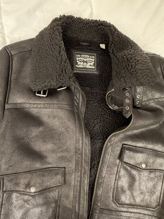 Chaqueta Levi's borrego negra