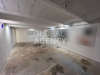 Local comercial en alquiler en Cortes - Huertas en Madrid