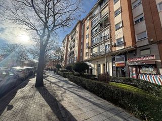 Local comercial en alquiler en Constitución-El Balconcillo en Guadalajara