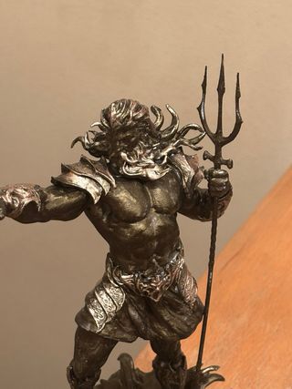 Poseidón Resina Pintado a Mano