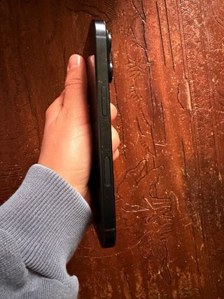 iPhone 16 Pro 128GB Negro