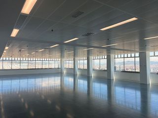 Oficina en alquiler en La Vila Olímpica del Poblenou en Barcelona