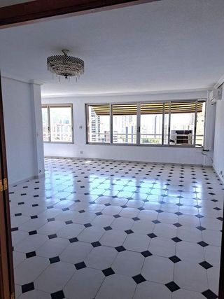 Piso en venta en Pueblo Levante en Benidorm