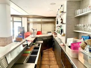 Local comercial en venta en Gavarra en Cornellà de Llobregat
