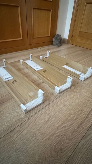 SIN ABRIR!! 3 baldas efecto roble IKEA Mosslanda