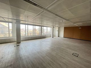 Oficina en alquiler en La Dreta de l'Eixample en Barcelona
