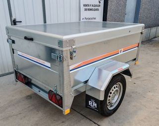 Nuevo: Remolque 750 kg con tapa