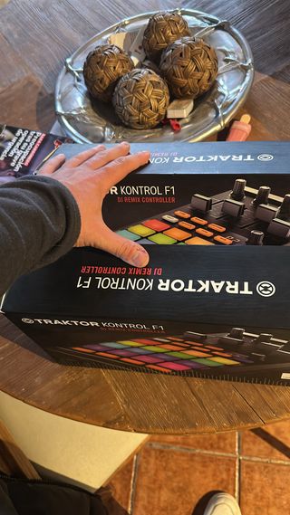 Traktor Kontrol S8 + 2 F1