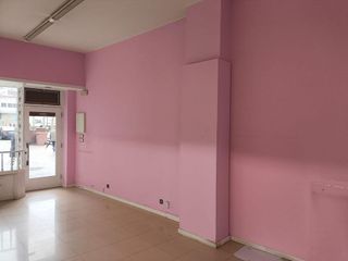 Local comercial en alquiler en Carballo
