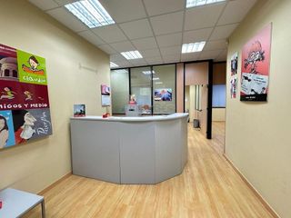 Local comercial en alquiler en As Travesas - Balaídos en Vigo