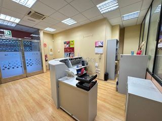 Local comercial en alquiler en As Travesas - Balaídos en Vigo