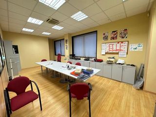 Local comercial en alquiler en As Travesas - Balaídos en Vigo