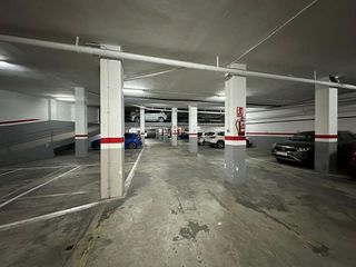 Garaje en venta en Gavarra en Cornellà de Llobregat