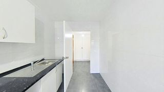 Piso en venta en Santa Eugenia en Madrid