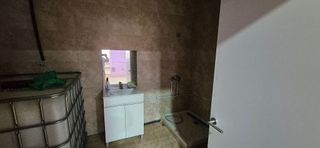 Local comercial en venta en Barrio Alto - San Félix - Oliveros - Altamira en Almería