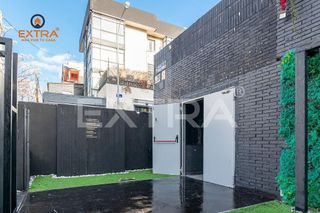 Local comercial en alquiler en San Juan Bautista en Madrid