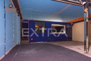 Local comercial en alquiler en San Juan Bautista en Madrid