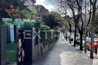 Local comercial en alquiler en San Juan Bautista en Madrid