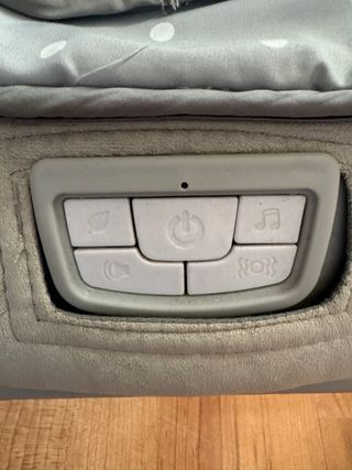 Mecedora para bebé con peluches