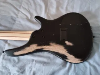 Bajo zurdo Ibanez SR305 relic