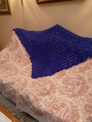 Mantón de hilo azulón