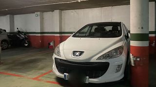 Garaje en venta en Centre en Sant Boi de Llobregat