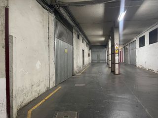 Local comercial en venta en San Pedro de Deusto-La Ribera en Bilbao