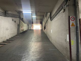 Local comercial en venta en San Pedro de Deusto-La Ribera en Bilbao