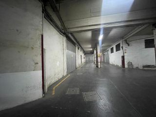 Local comercial en venta en San Pedro de Deusto-La Ribera en Bilbao