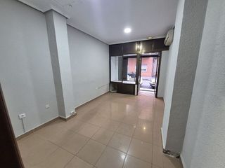 Local comercial en alquiler en Santa María en Ciudad Real