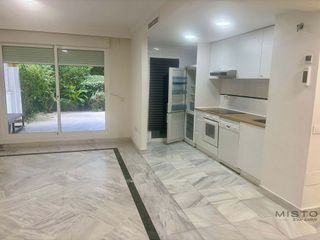 Piso en alquiler en Nueva Andalucía centro en Marbella