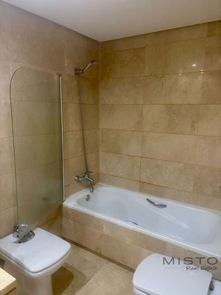 Piso en alquiler en Nueva Andalucía centro en Marbella