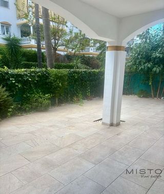 Piso en alquiler en Nueva Andalucía centro en Marbella