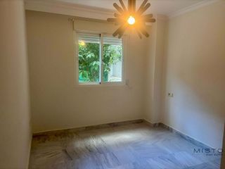 Piso en alquiler en Nueva Andalucía centro en Marbella