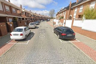 Casa pareada en venta en Parla Este en Parla