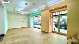 Local comercial en alquiler en La Villa - Bazuelo en Mieres