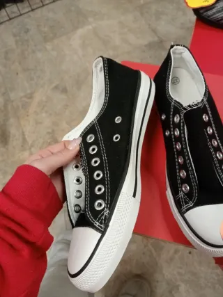 Zapatillas negras talla 37