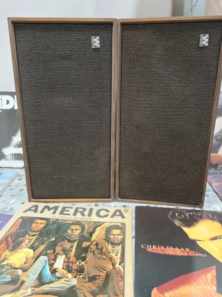 Altavoces Wharfedale Linton 2