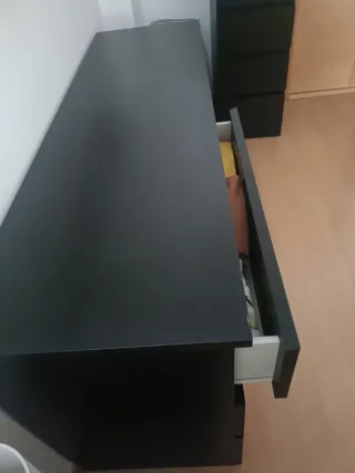 Cómoda MALM IKEA Negra