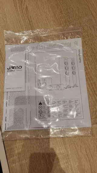 Altavoz Central Jamo S 83 CEN Negro