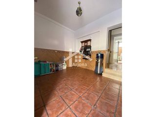 Casa en venta en Lucena