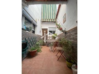 Casa en venta en Lucena
